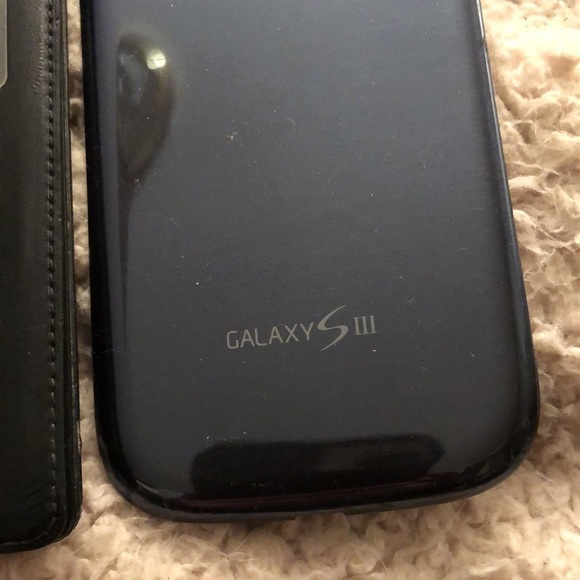 Galaxy 5S Black phone case and cellphone back cover , case has cell phone - Picture 6 of 8